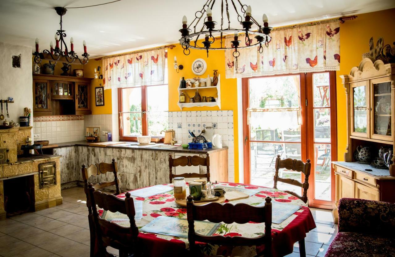 Apartamenty Romanowka Raszow エクステリア 写真