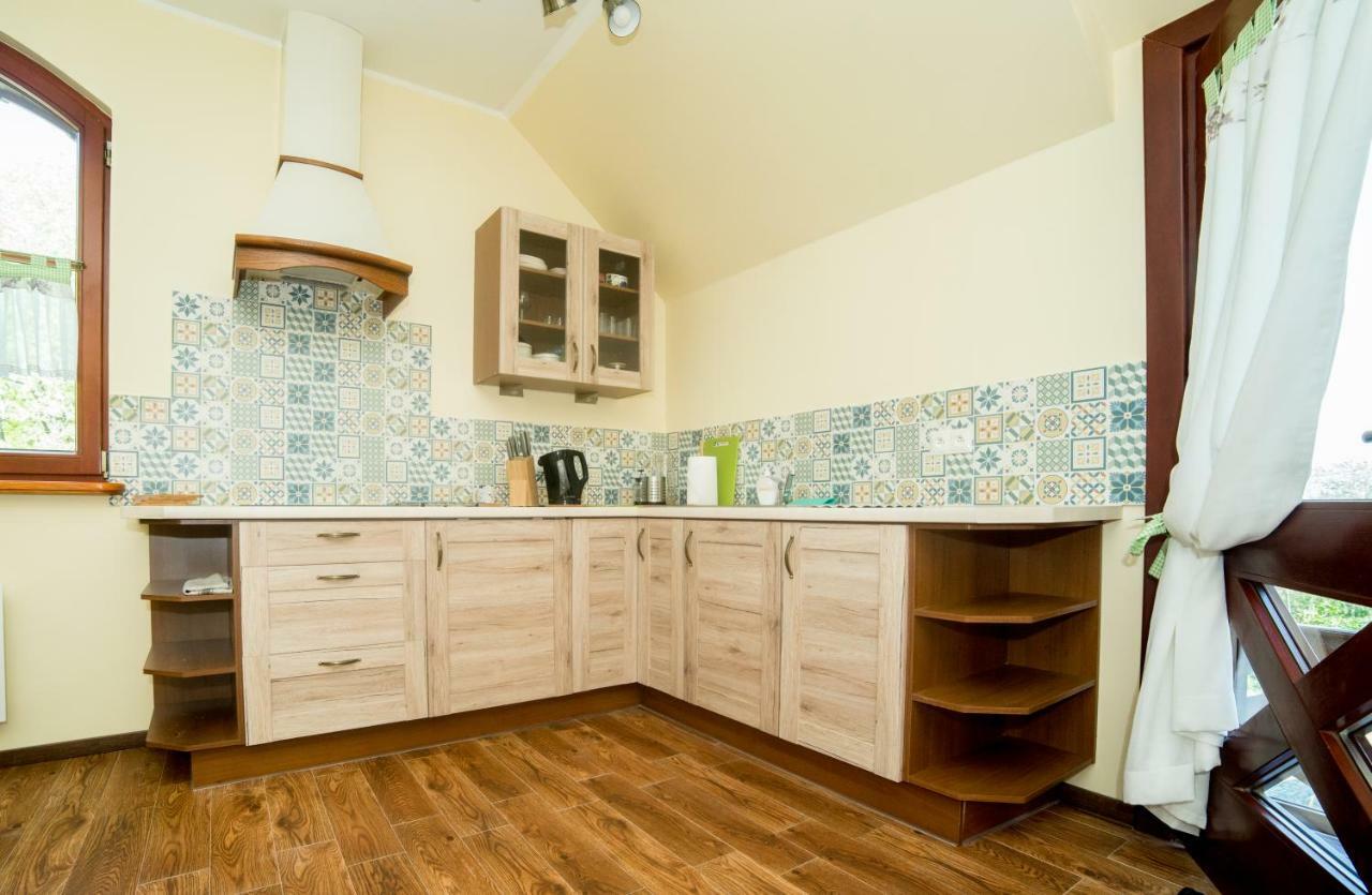 Apartamenty Romanowka Raszow エクステリア 写真