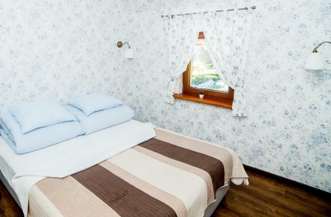Apartamenty Romanowka Raszow エクステリア 写真